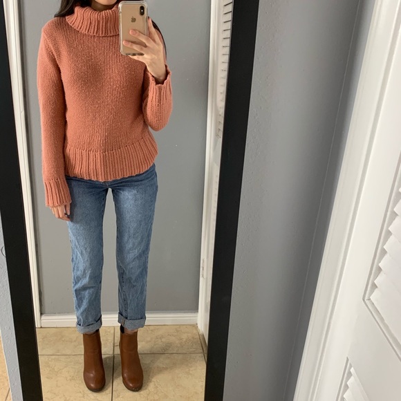 Dreamgirl Sweaters - Turtle neck knit sweater